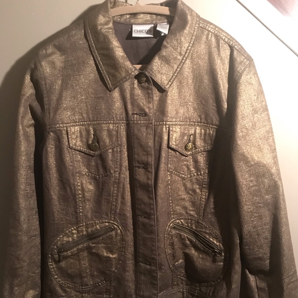 Casual jacket with matte gold finish